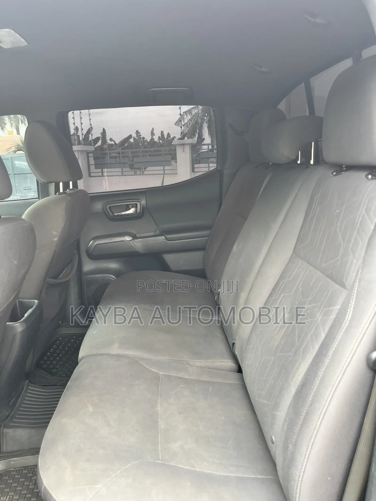 Toyota Tacoma 2018 Black
