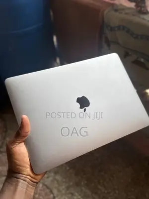 Laptop Apple MacBook Pro 2019 8GB Intel Core i5 SSD 128GB