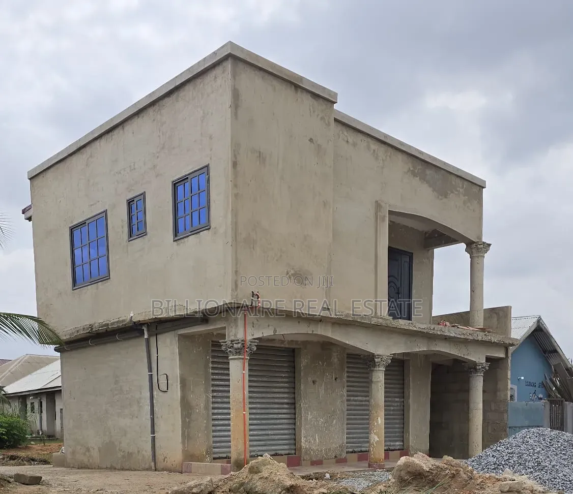 2bdrm Apartment in Faade, Kumasi Metropolitan for sale