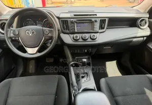 Toyota RAV4 XLE AWD (2.5L 4cyl 6A) 2017 Matt Black