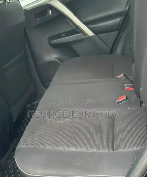 Toyota RAV4 XLE AWD (2.5L 4cyl 6A) 2017 Matt Black