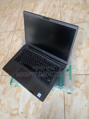 Laptop Dell Latitude 3550 16GB Intel Core i7 SSD 512GB