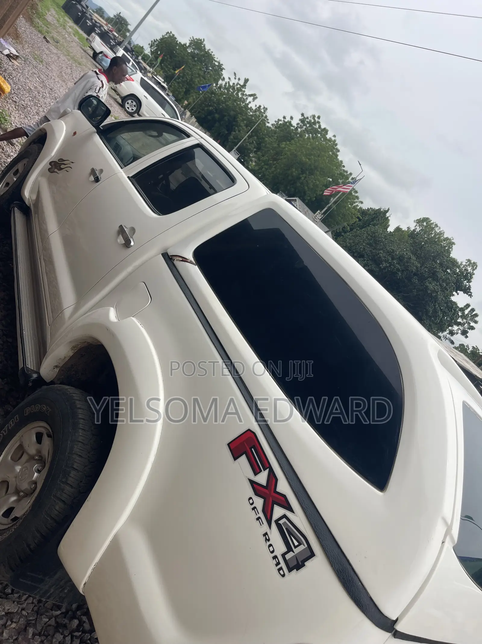 Toyota Hilux 2012 White