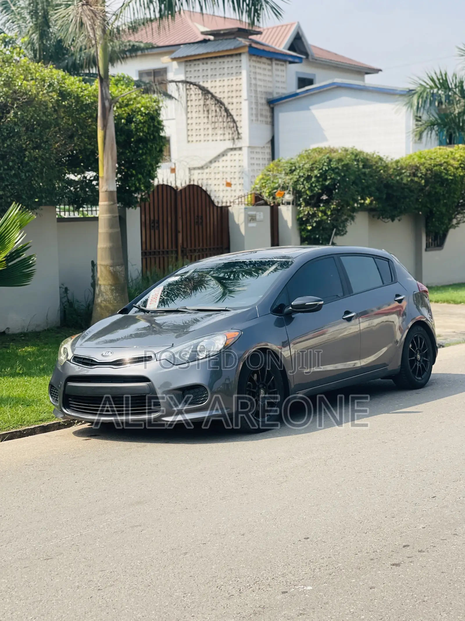 Kia Forte SX Hatchback 2015 Gray