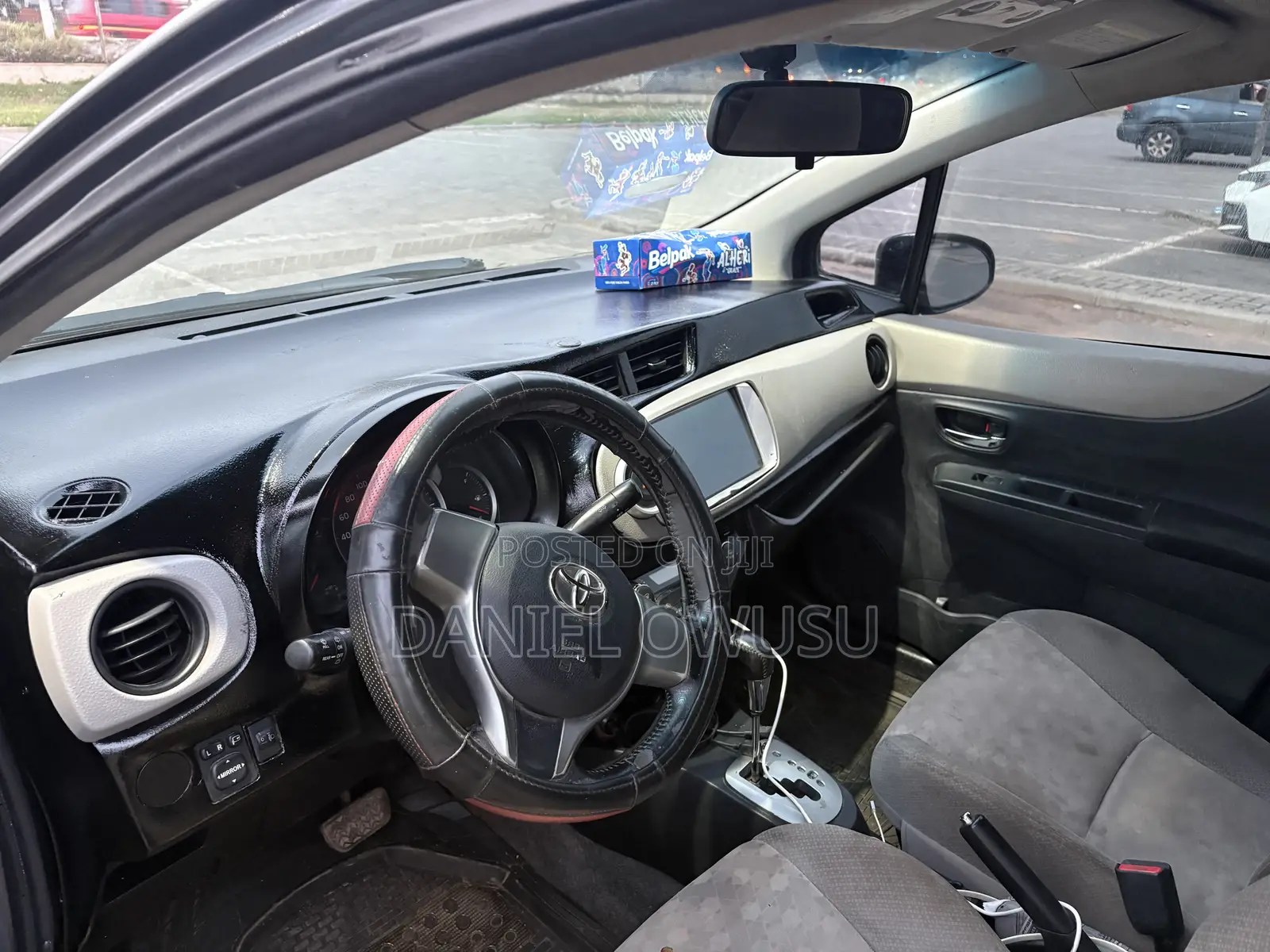 Toyota Vitz 1.3 AWD 5dr 2012 Gray