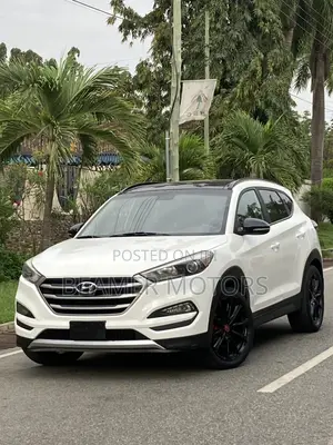 Hyundai Tucson Sport AWD 2017 White
