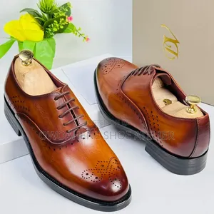 Men's Wholecut Oxford Shoes With Custom Wingtip Brogue Detailing,