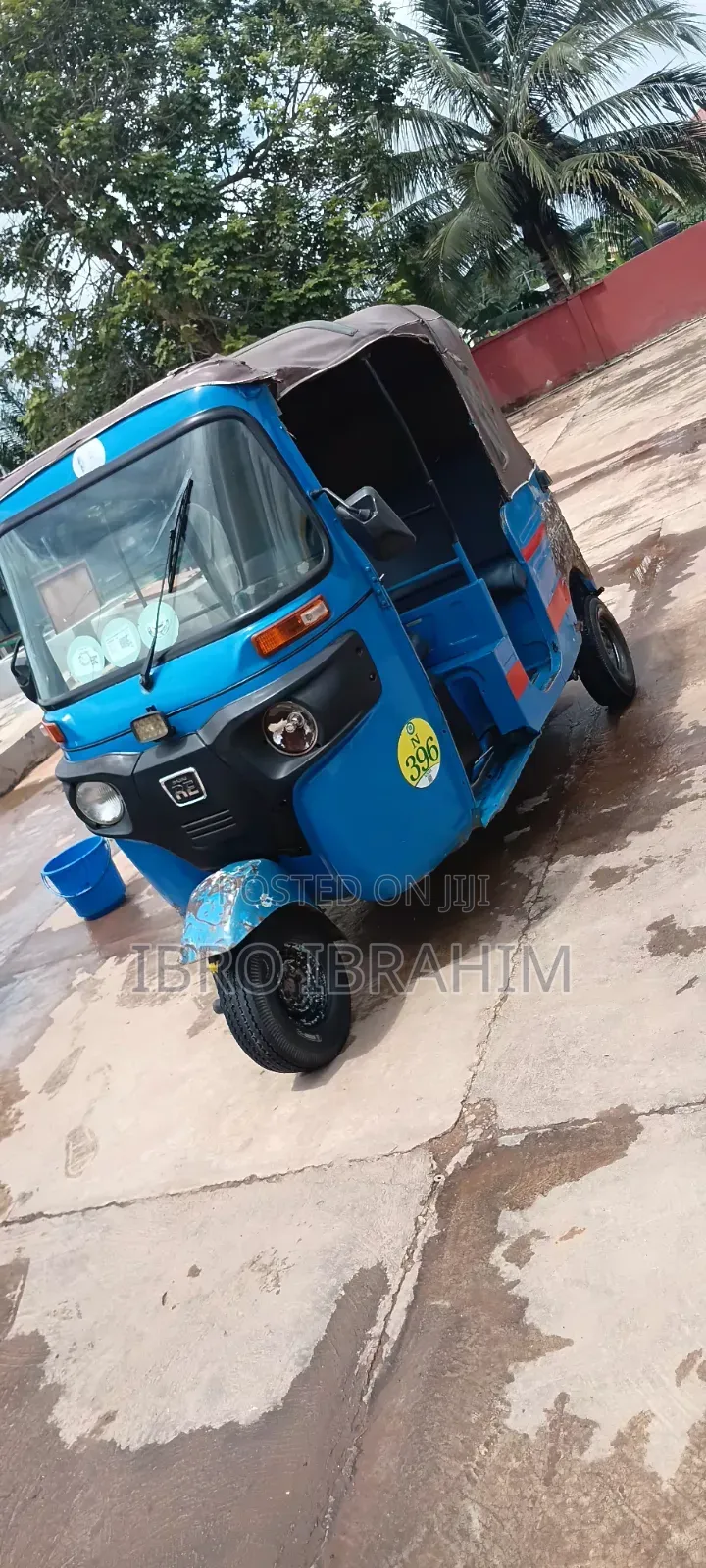 Bajaj RE 2020 Blue