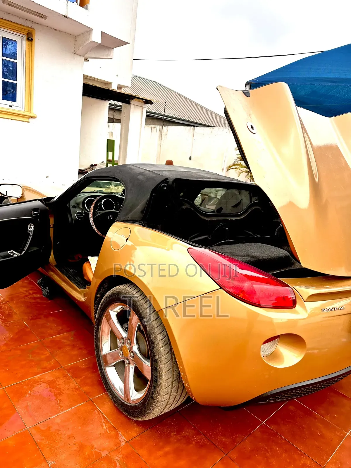 Pontiac Solstice 2009 Gold