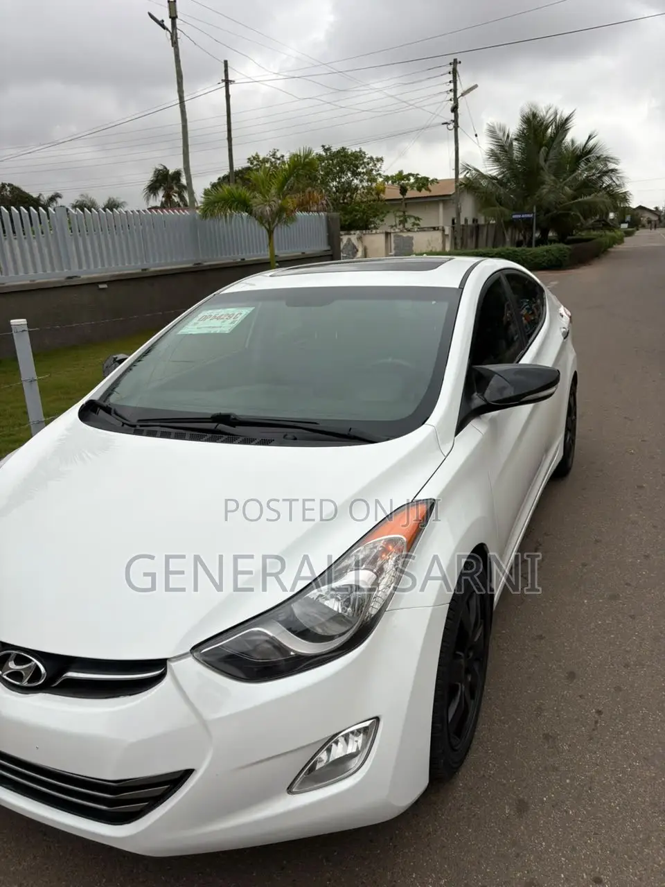 Hyundai Elantra Limited Sedan FWD (1.8L 4cyl 6A) 2013 White