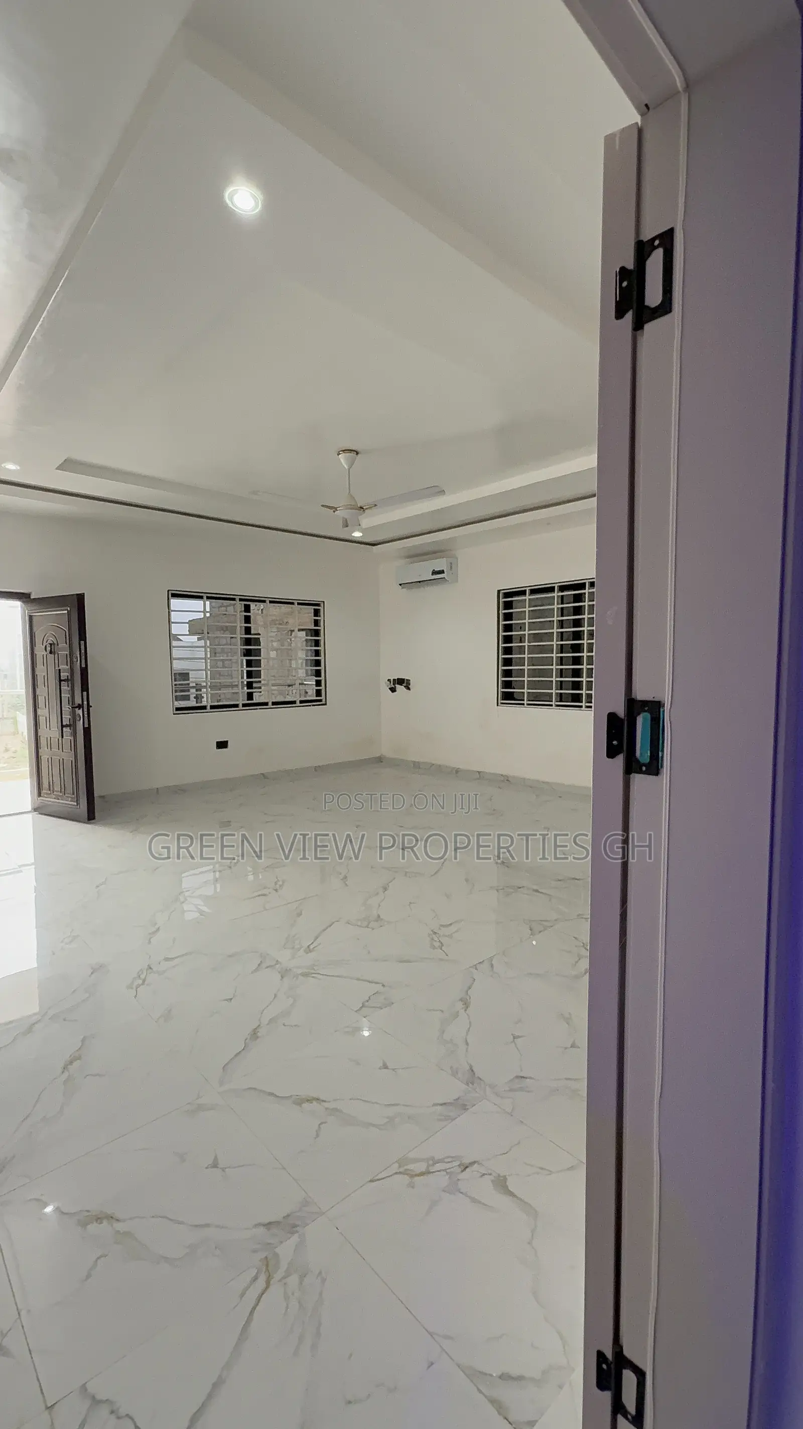 5bdrm Duplex in Kwabenya for sale