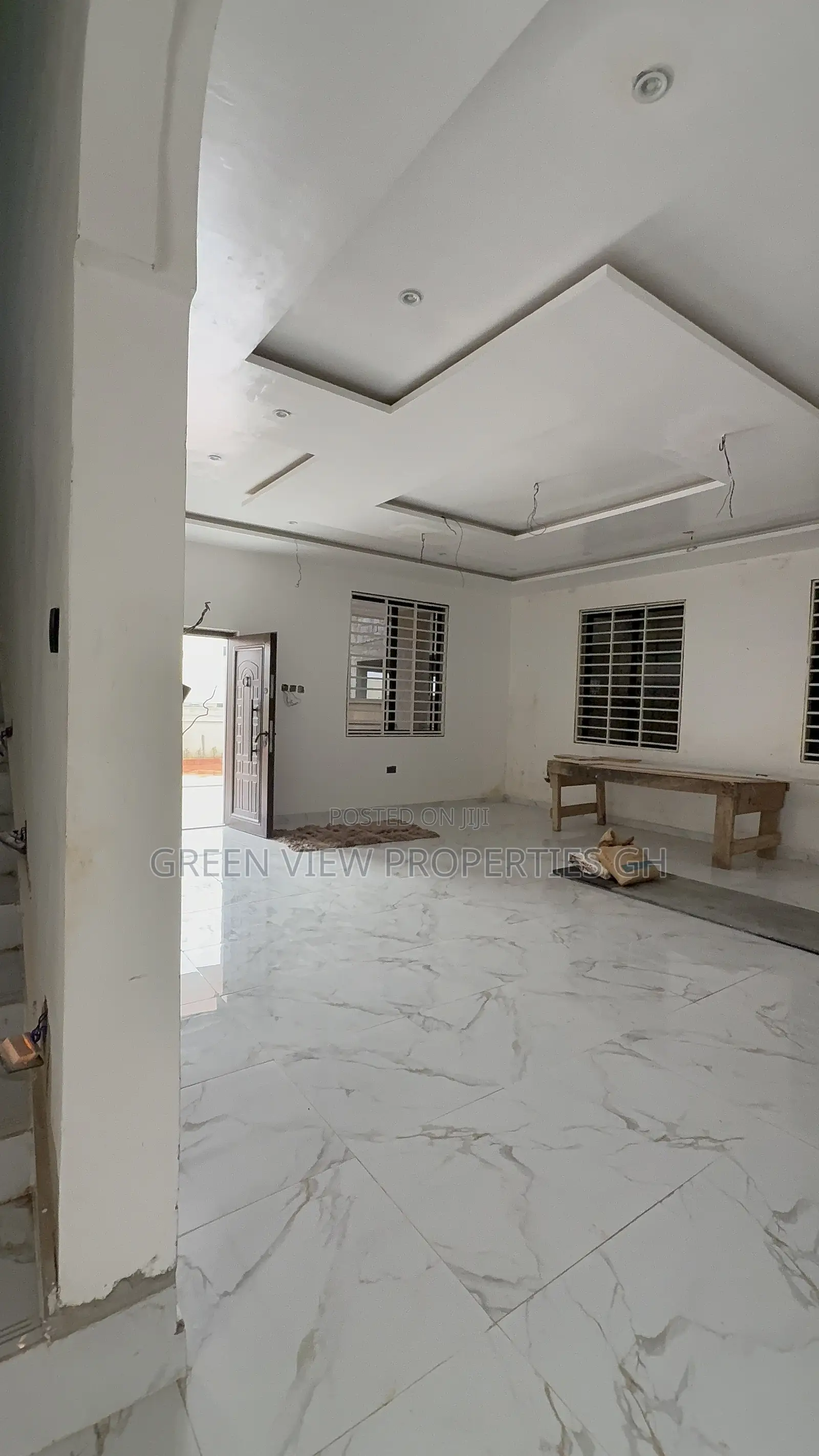 5bdrm Duplex in Kwabenya for sale