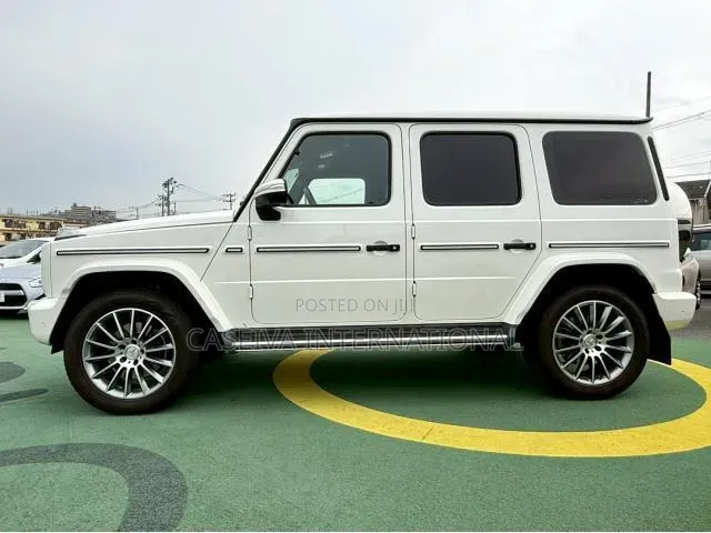 Mercedes-Benz G-Class 2021 White