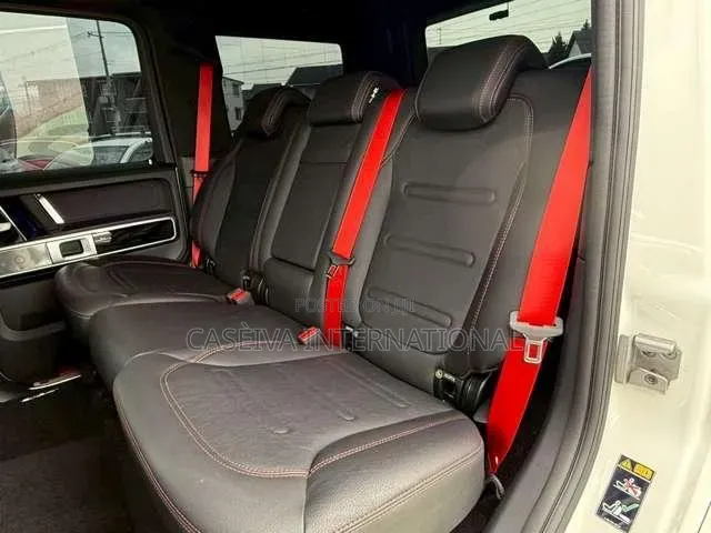 Mercedes-Benz G-Class 2021 White