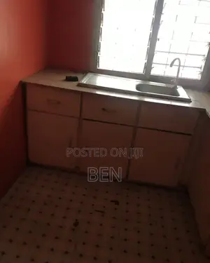 2bdrm House in Abelenkpe, Mosque Area for rent