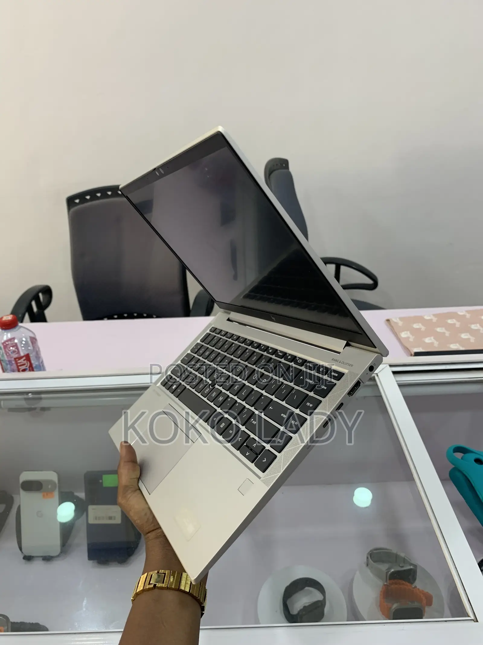 Laptop HP EliteBook 845 G8 16GB Intel SSHD (Hybrid) 256GB