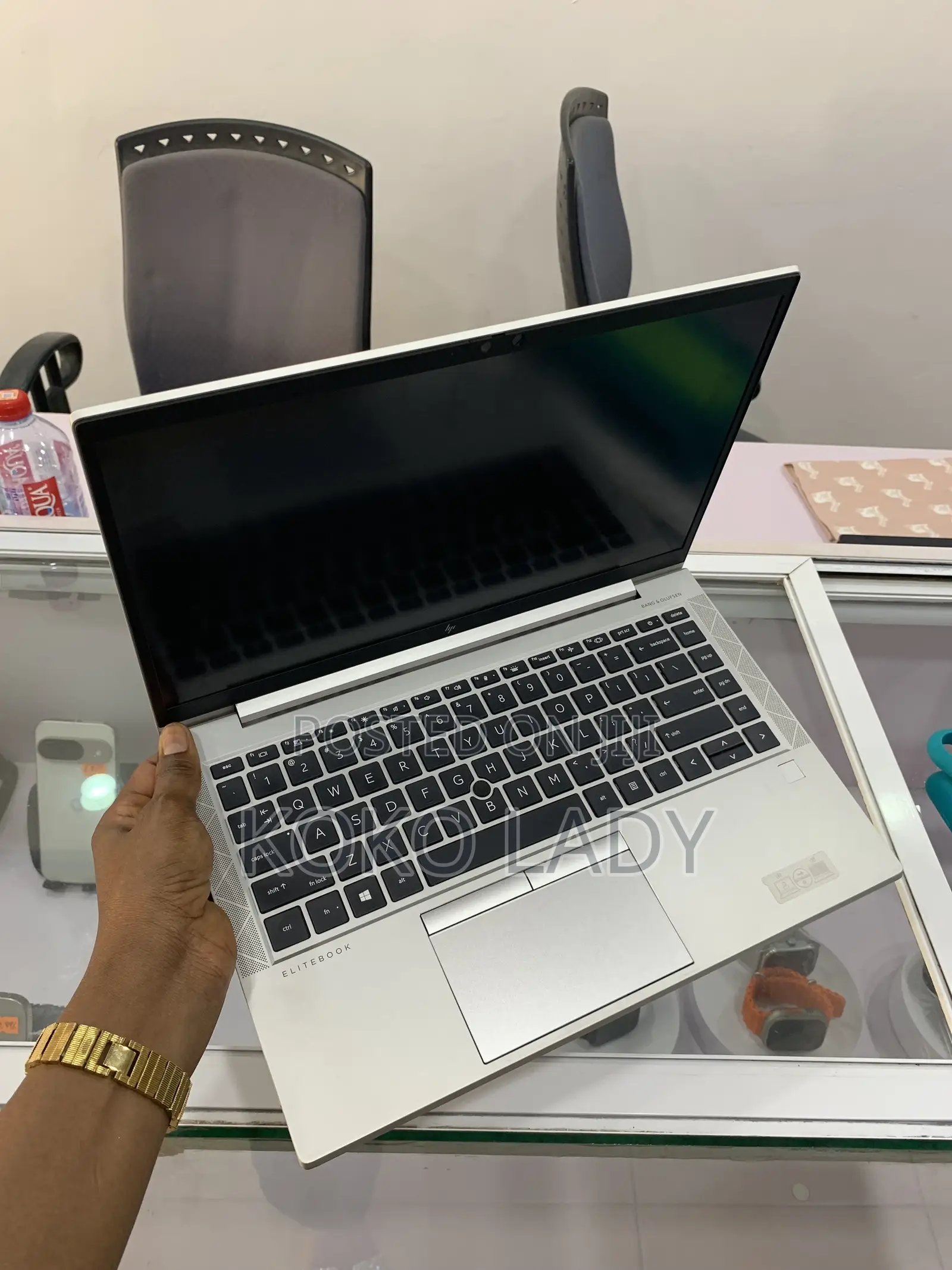 Laptop HP EliteBook 845 G8 16GB Intel SSHD (Hybrid) 256GB