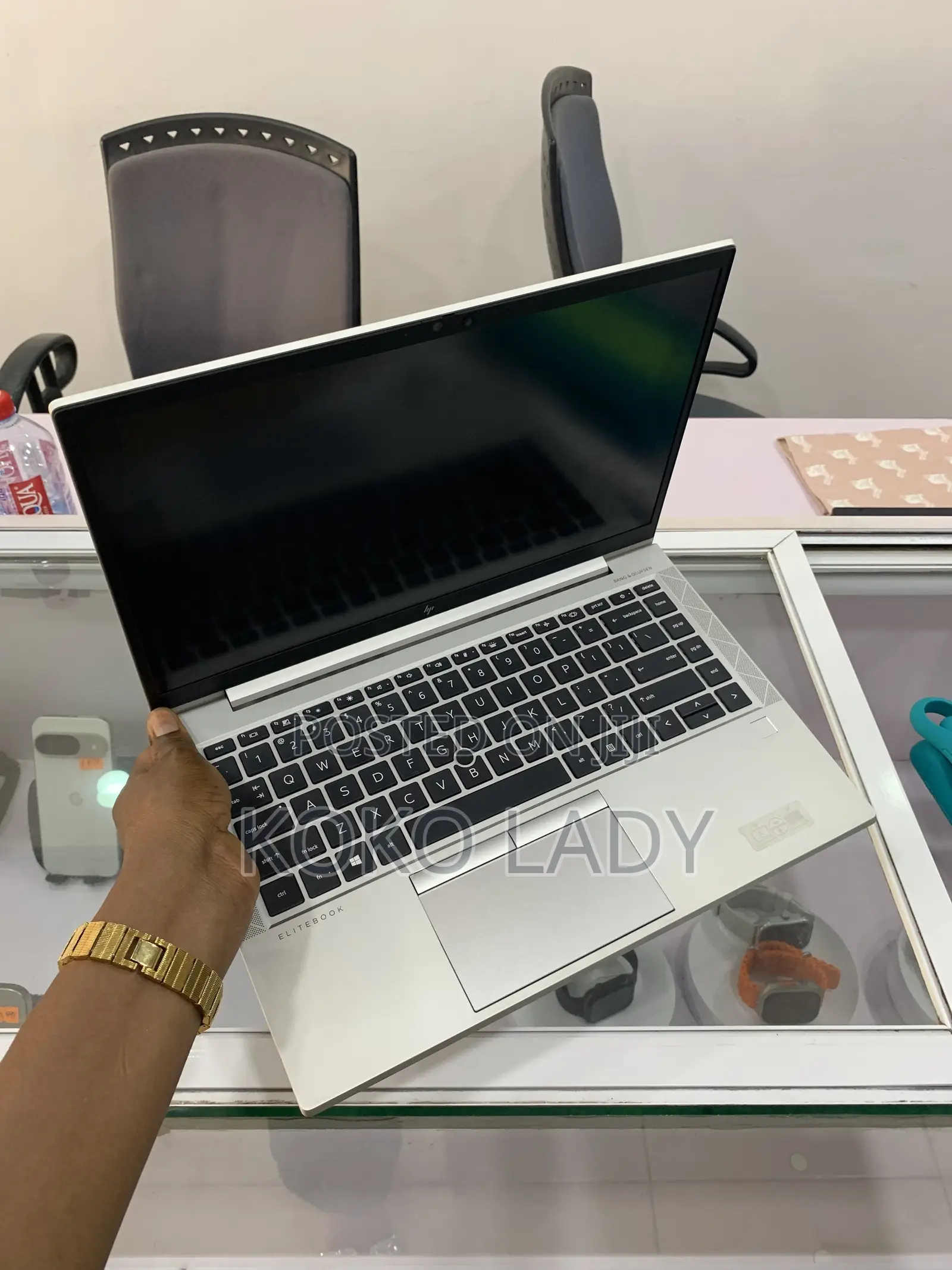 Laptop HP EliteBook 845 G8 16GB Intel SSHD (Hybrid) 256GB