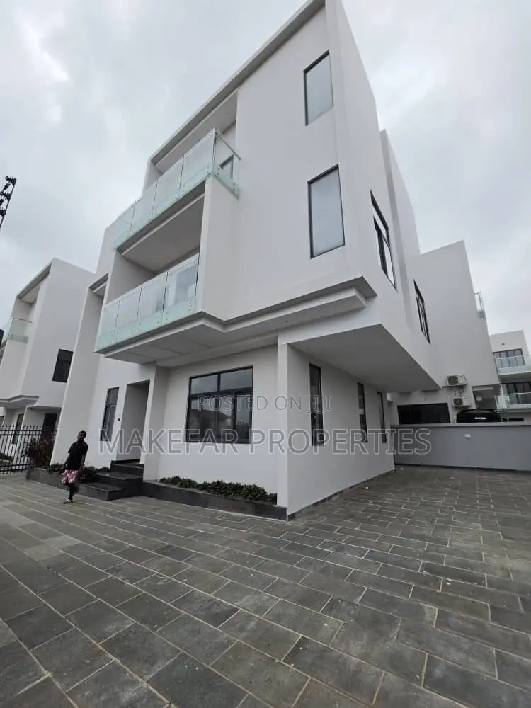 4bdrm House in East Legon for rent