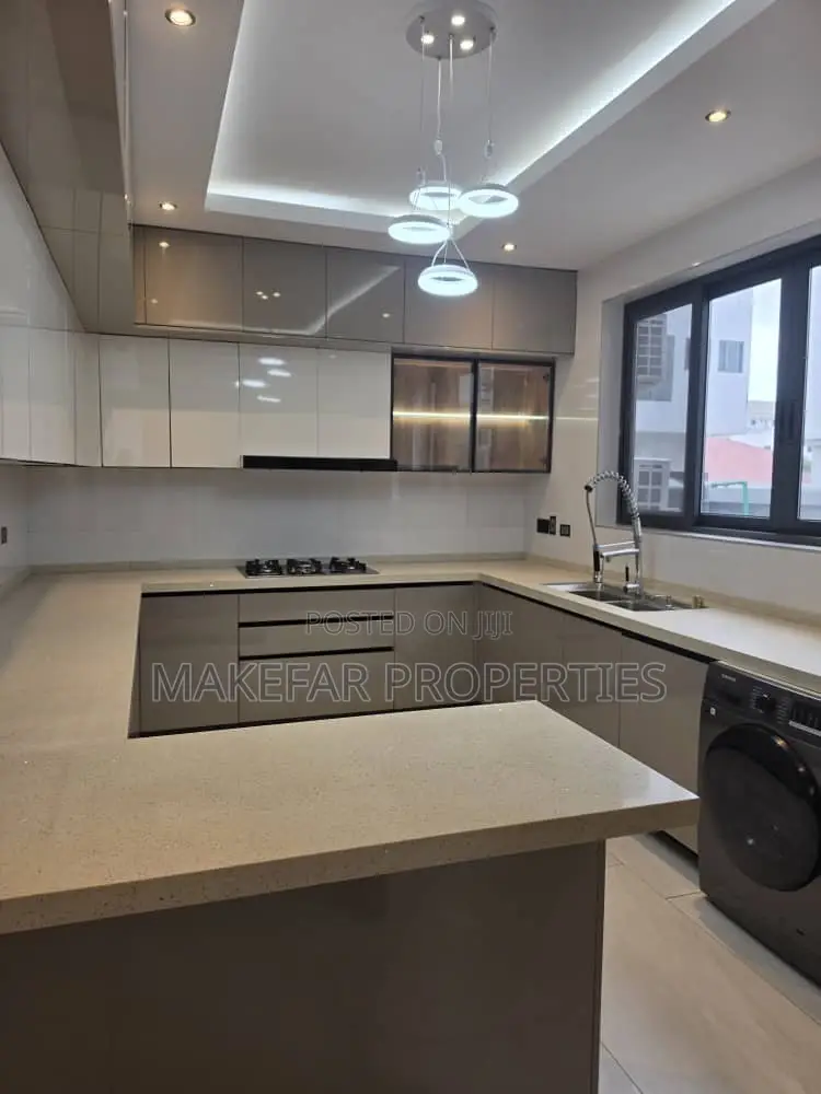 4bdrm House in East Legon for rent