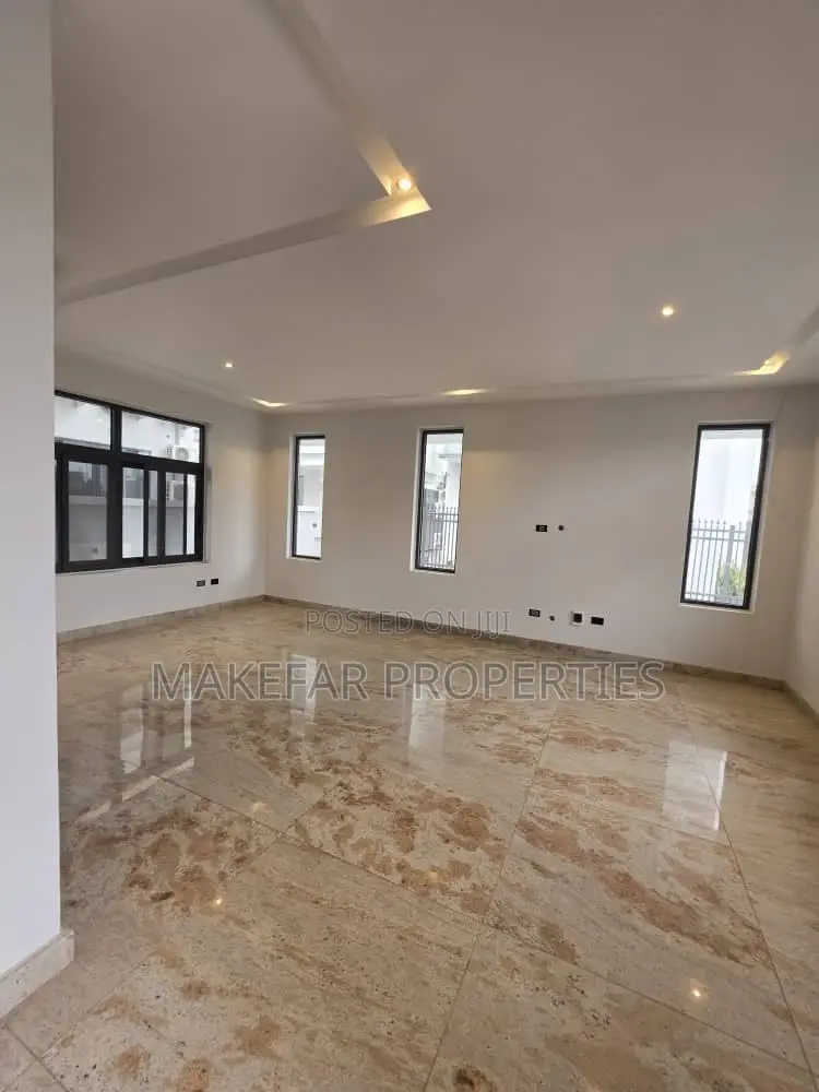 4bdrm House in East Legon for rent