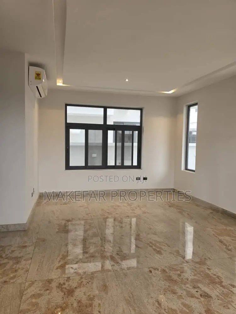 4bdrm House in East Legon for rent