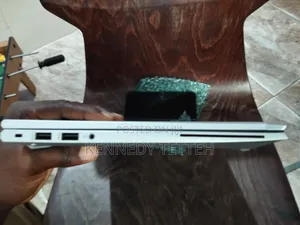 Laptop HP EliteBook 830 G7 8GB Intel Core i5 SSD 256GB