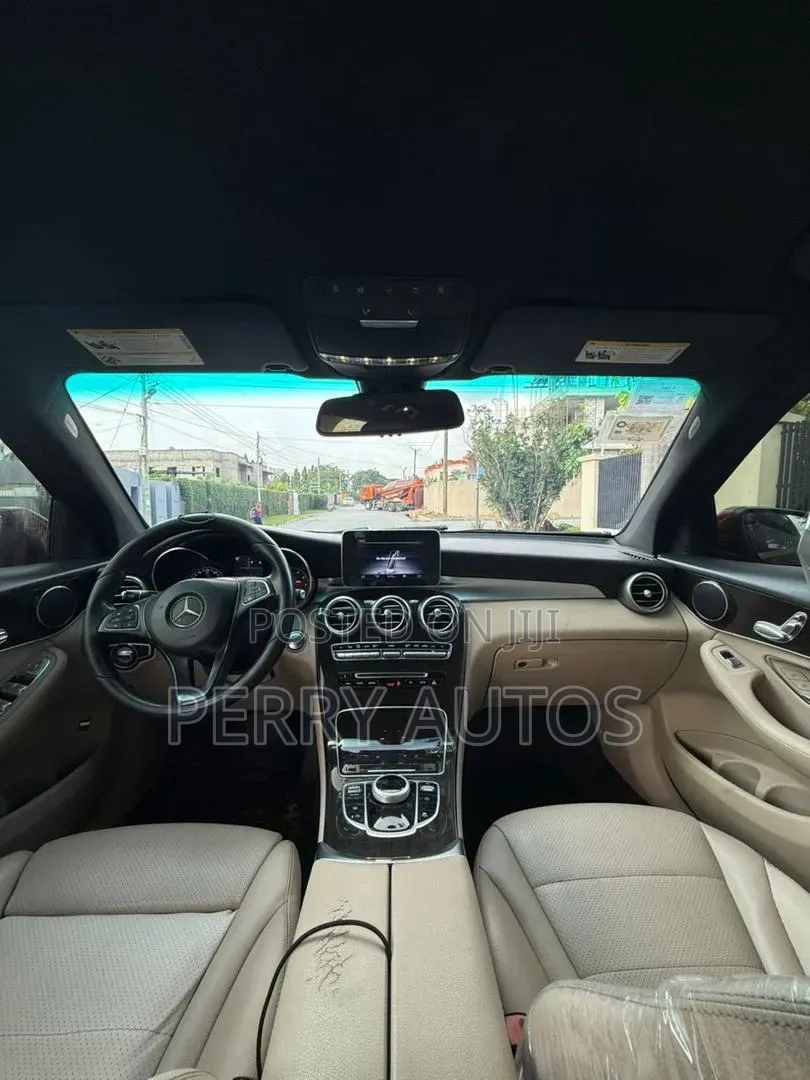 Mercedes-Benz GLC-Class 2018 Red