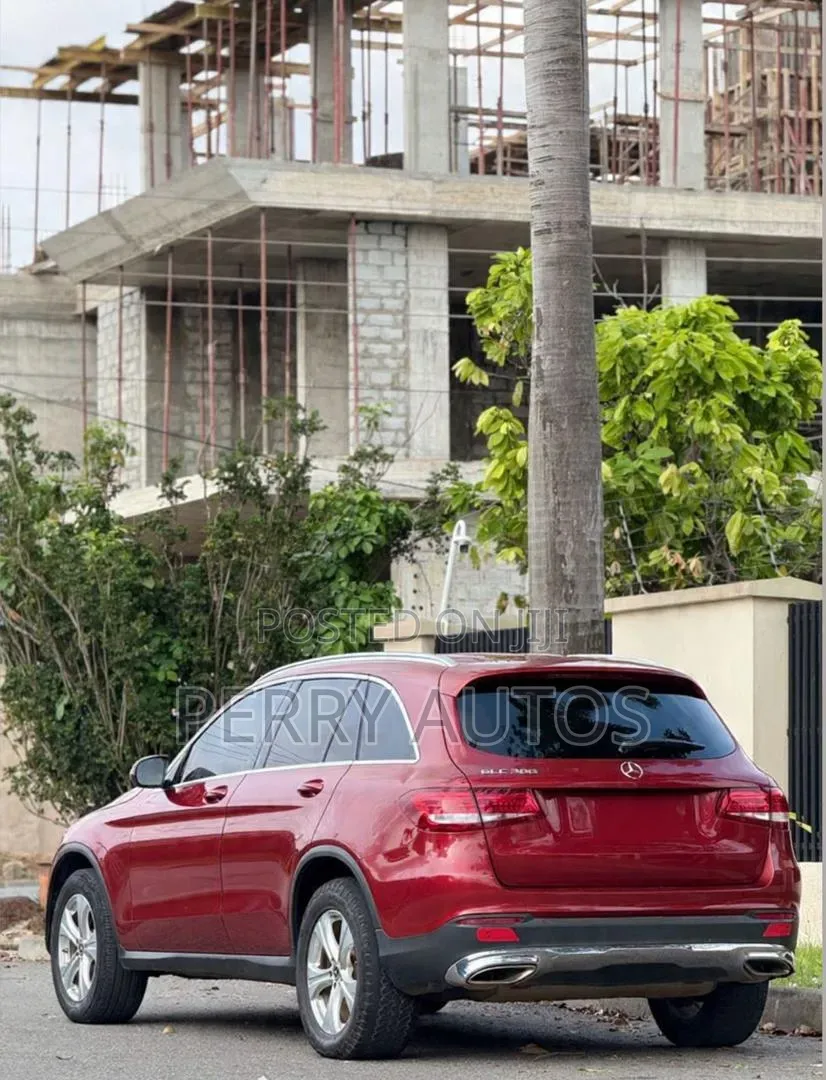 Mercedes-Benz GLC-Class 2018 Red