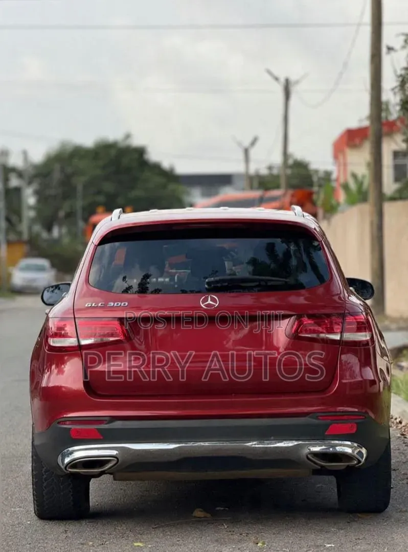 Mercedes-Benz GLC-Class 2018 Red