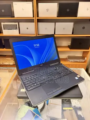 Laptop Dell Precision 7520 16GB Intel Core i7 SSD 256GB