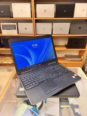 Laptop Dell Precision 7520 16GB Intel Core i7 SSD 256GB