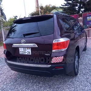 Toyota Highlander 2010 Red