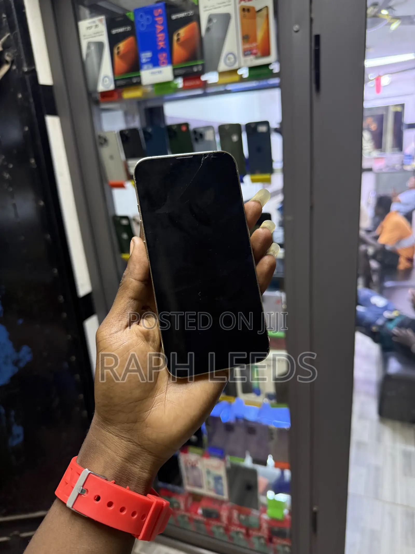 New Apple iPhone 16 Pro Max 256 GB Gray
