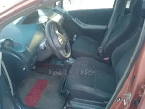 Toyota Vitz 2009 Brown