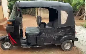 Bajaj RE 2025 Black