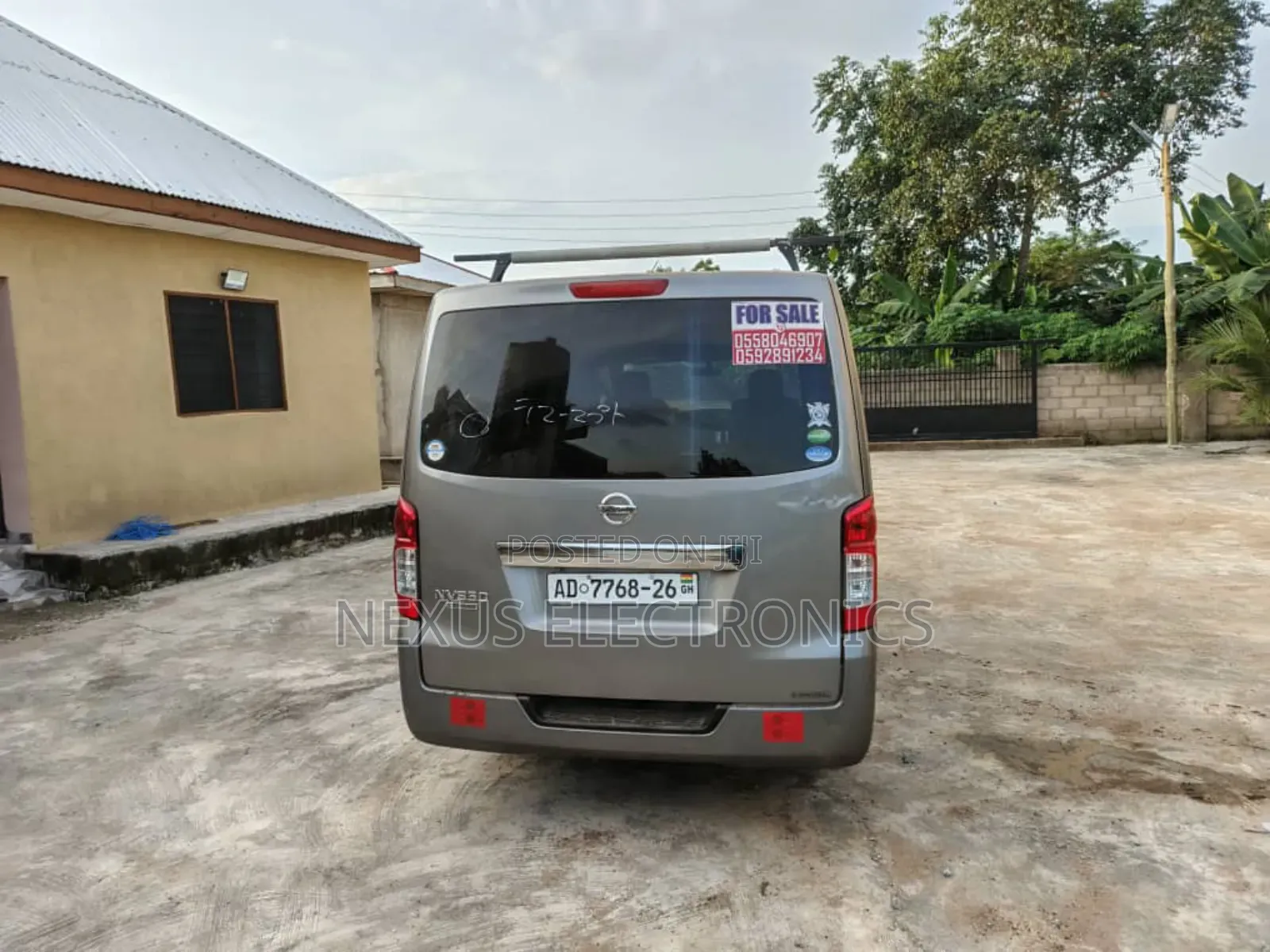 Nissan Caravan (Urvan) 2014 Grey