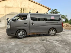 Nissan Caravan (Urvan) 2014 Grey