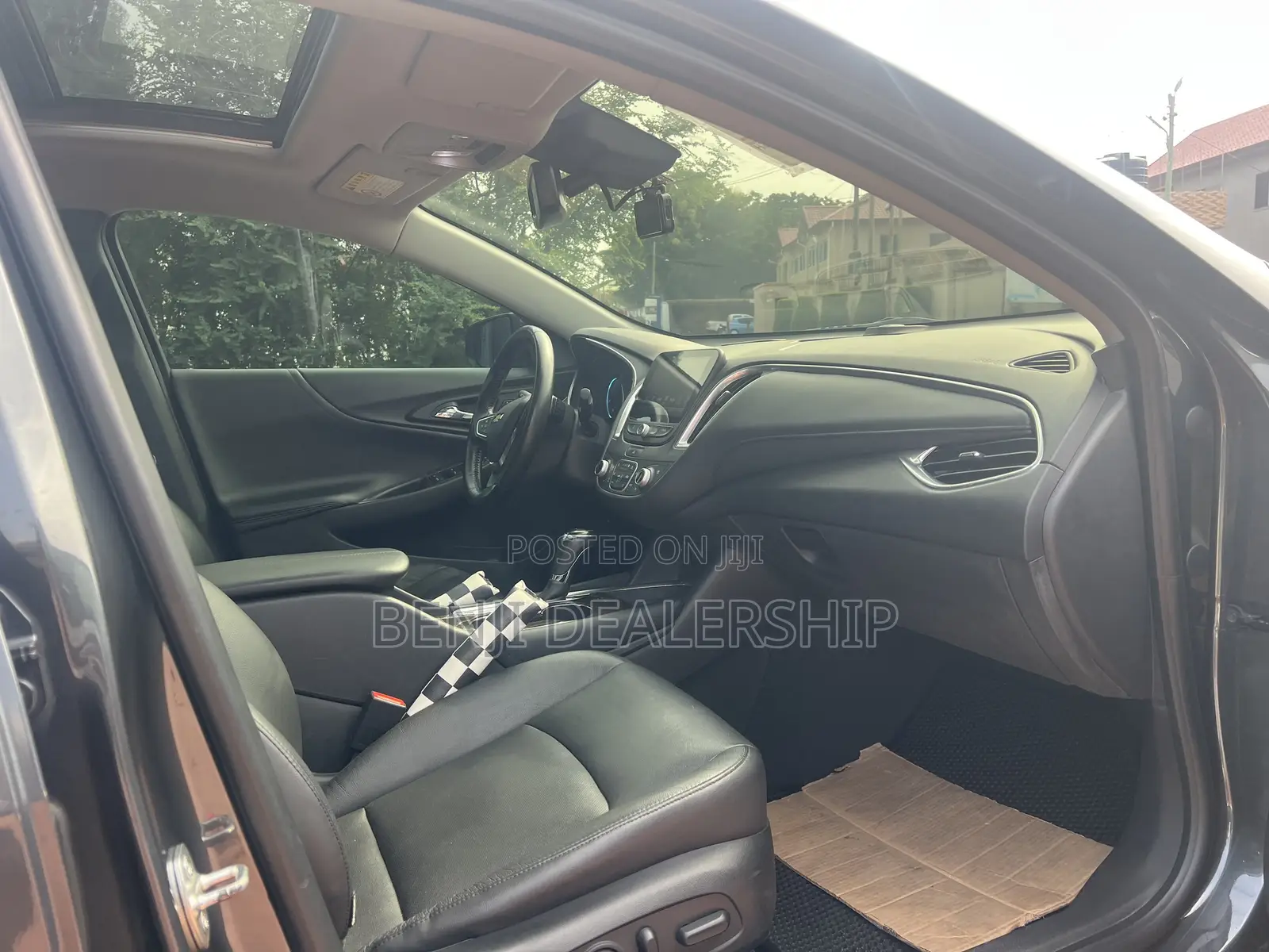 Chevrolet Malibu 2017 Gray