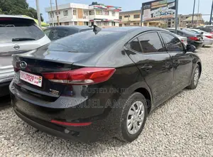 Hyundai Elantra ECO Sedan FWD (1.4L 4cyl 7A) 2017 Black