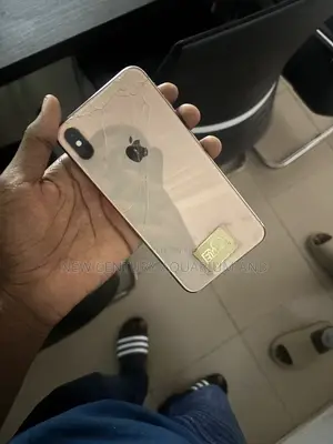 Apple iPhone XS Max 64 GB Gold