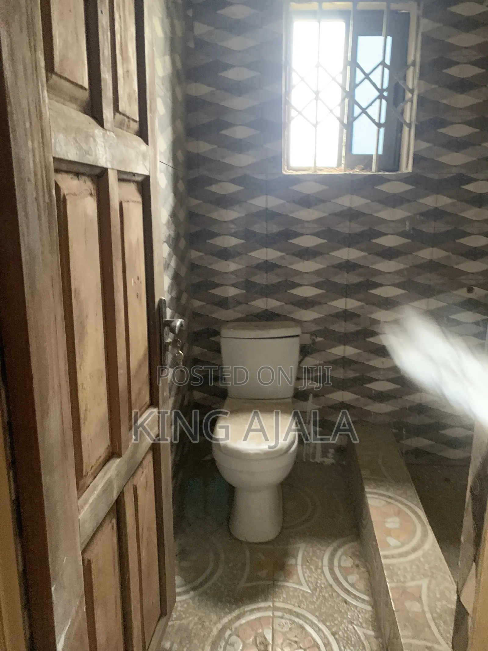 Furnished 1bdrm Apartment in Nurses Quarter, New Market for rent