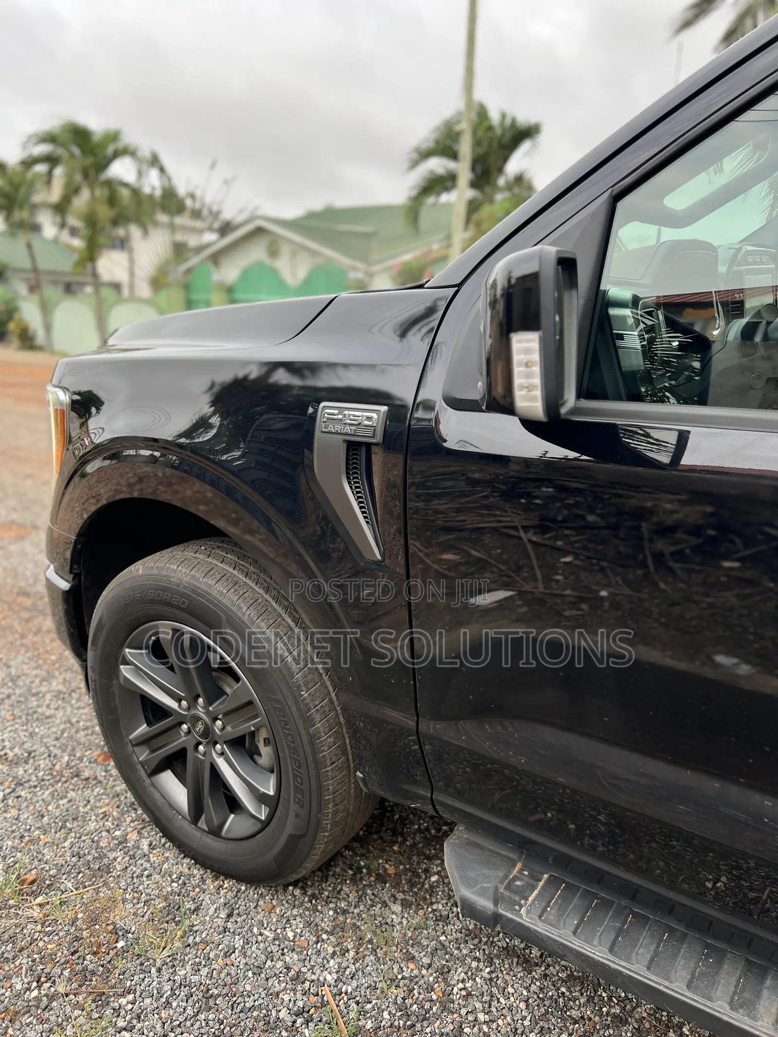 Ford F-150 LARIAT 2023 Black