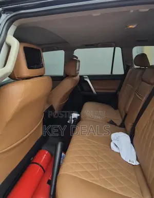 Toyota Land Cruiser Prado 2.8 2017 Black
