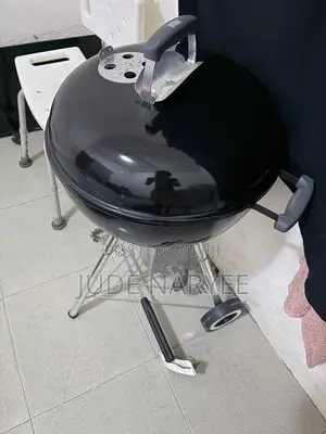 Weber Barbecue Grill (Oval) Black