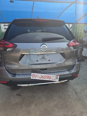 Nissan Rogue SV AWD 2017.5 2017 Gray