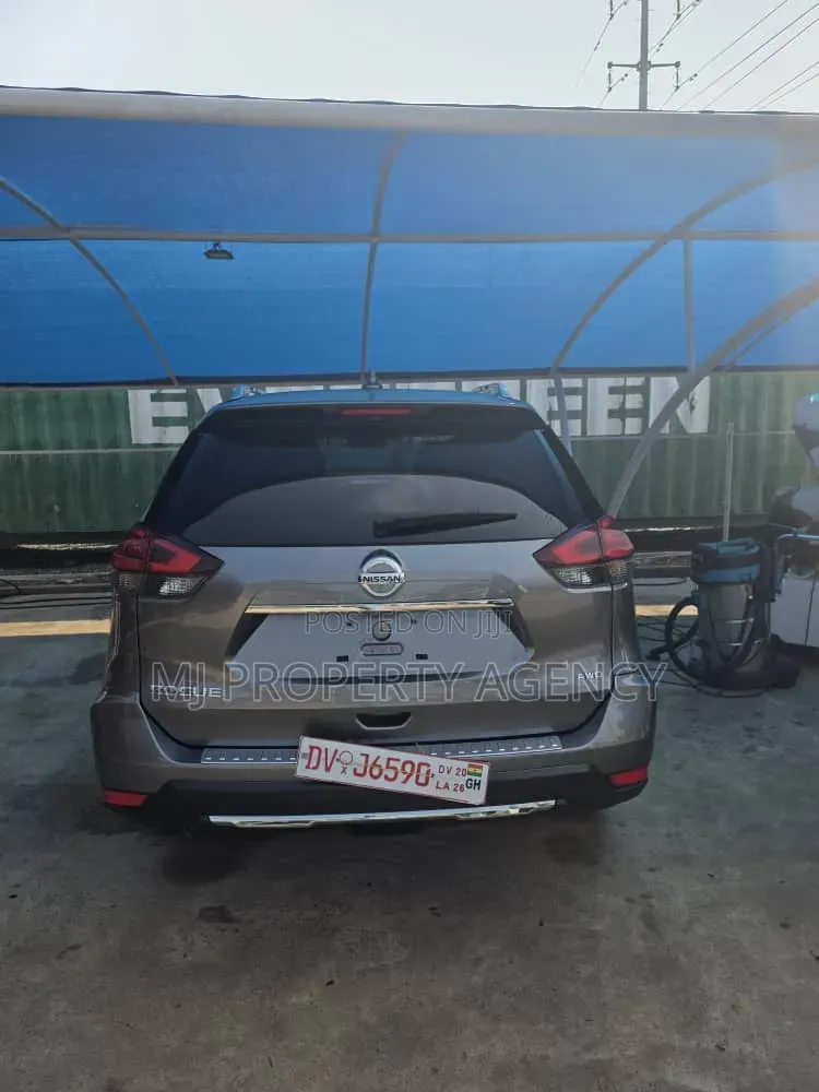 Nissan Rogue SV AWD 2017.5 2017 Gray