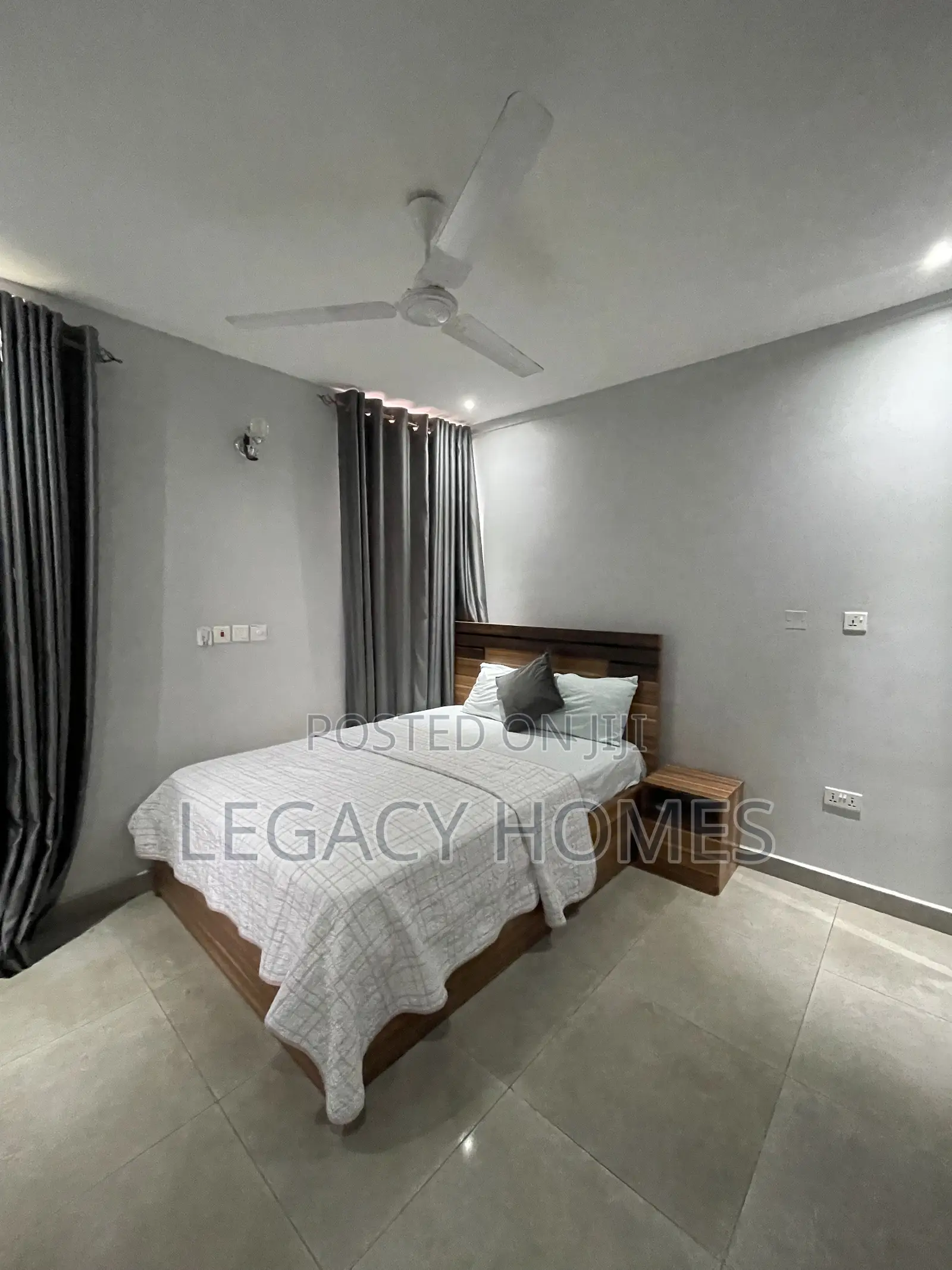 3bdrm Penthouse in East Legon, Boundary Road Area for rent