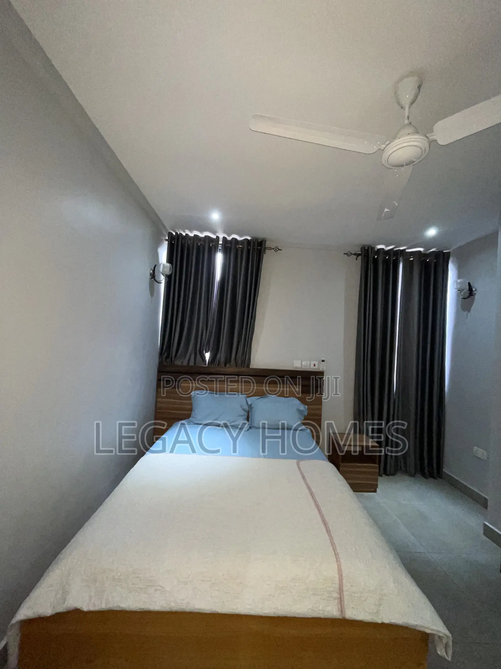 3bdrm Penthouse in East Legon, Boundary Road Area for rent