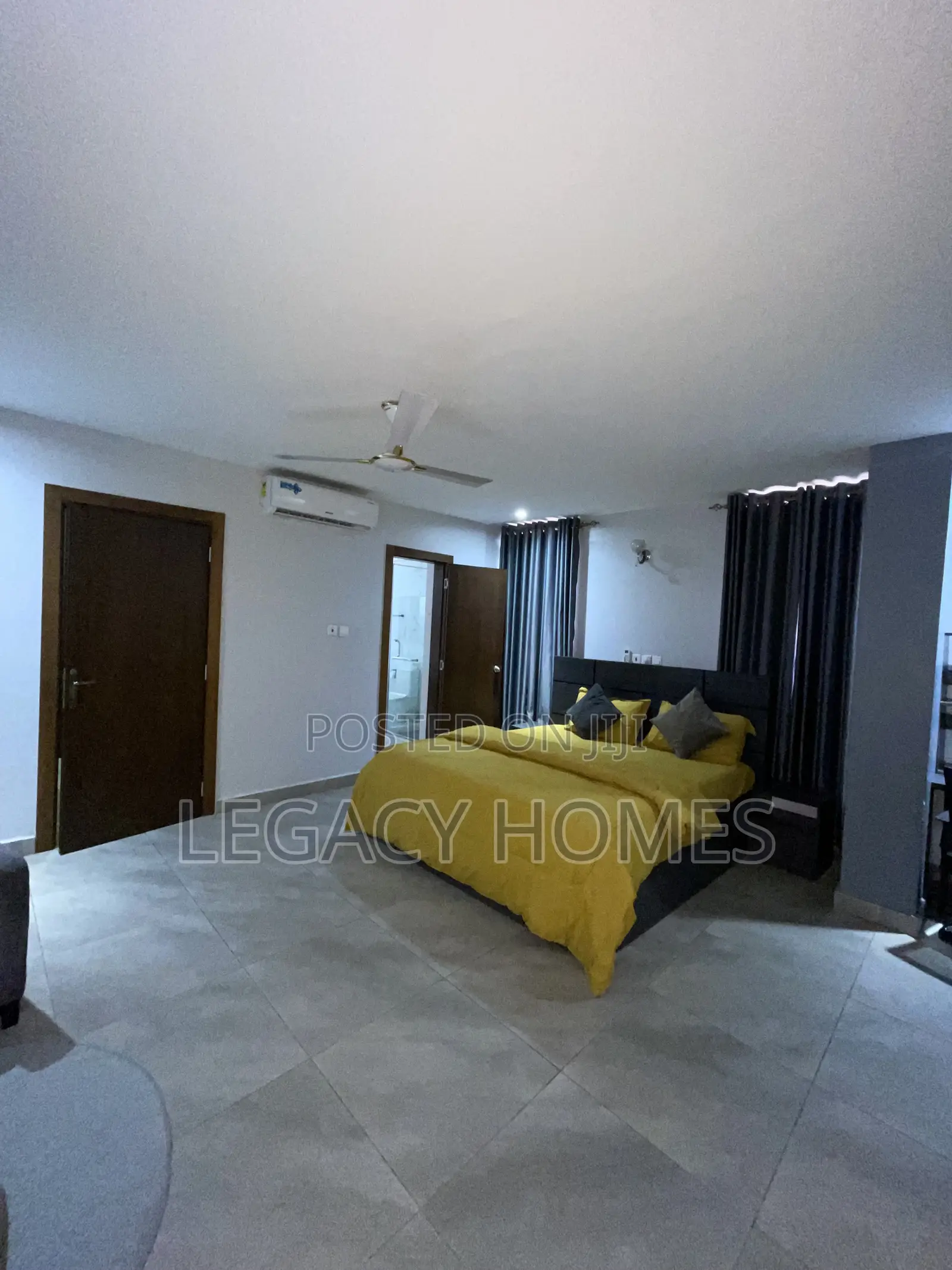 3bdrm Penthouse in East Legon, Boundary Road Area for rent
